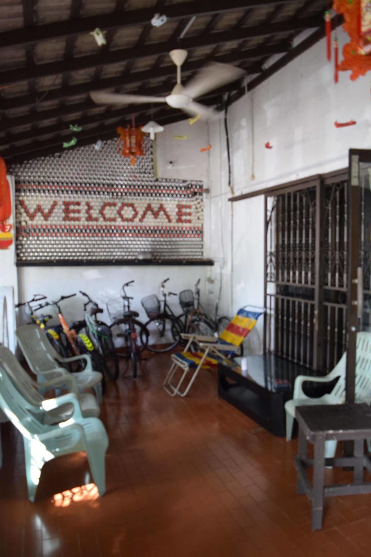 Casa Blanca Guest House Malacca Exterior photo
